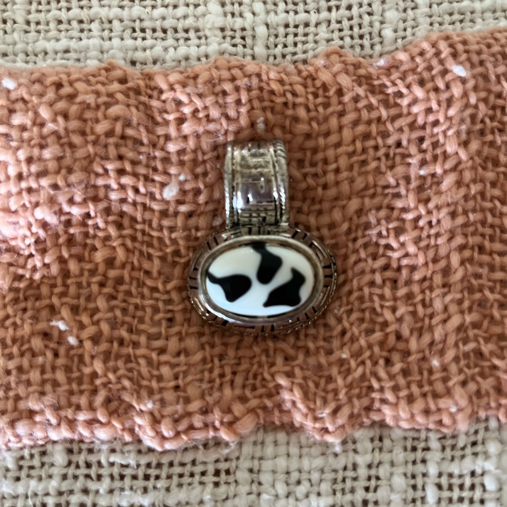 Valentines Deal White Buffalo Turquoise Gemstone Vintage Pendant Sterling Silver